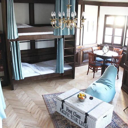 Zeitlos Boutique Hostel براتسيلافا المظهر الخارجي الصورة