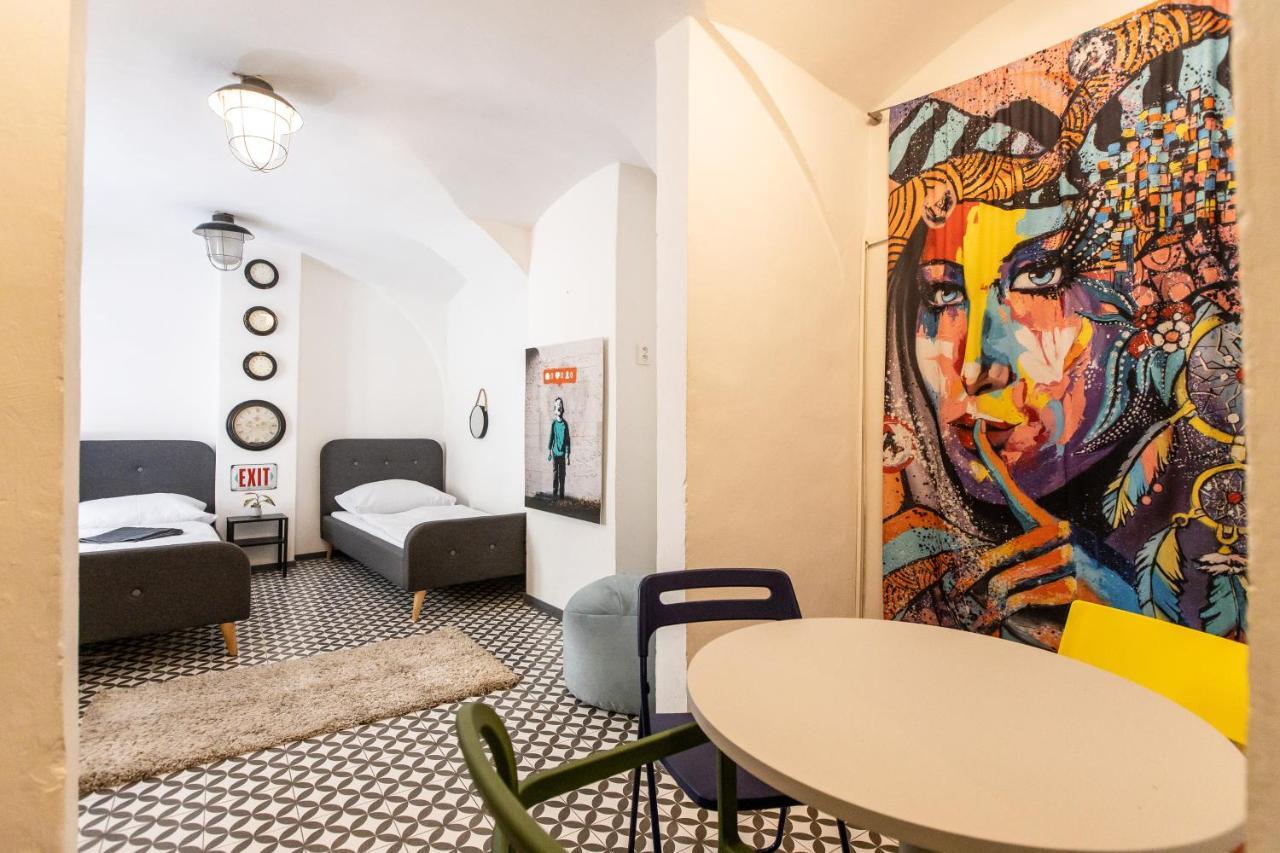 Zeitlos Boutique Hostel براتسيلافا المظهر الخارجي الصورة